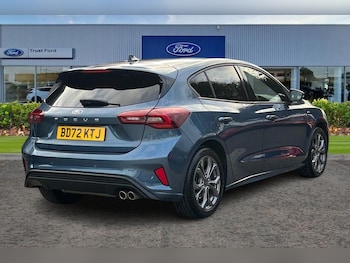 Used Ford Focus 2023 for sale - 76142570: Photo 4