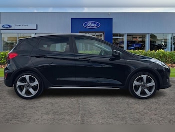 Used Ford Fiesta 2019 for sale - 75718182: Photo