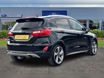 Used Ford Fiesta 2019 for sale - 75718182: Photo