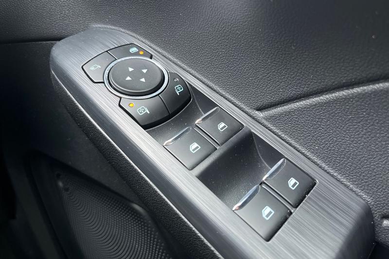 Used Ford Kuga 2025 for sale - 76835524: Photo 16