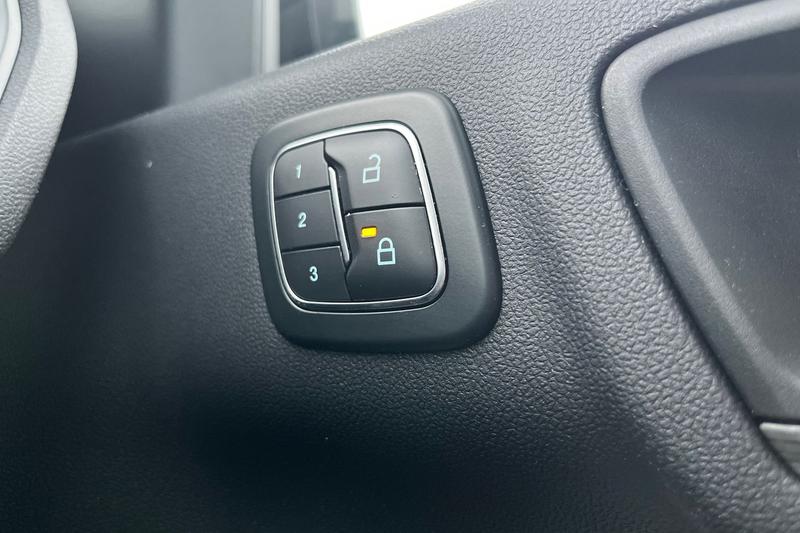 Used Ford Kuga 2025 for sale - 76835524: Photo 23