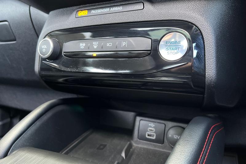 Used Ford Kuga 2024 for sale - 77659779: Photo 35