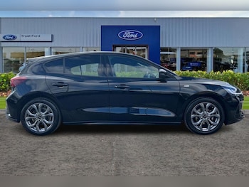 Used Ford Focus 2023 for sale - 78329442: Photo