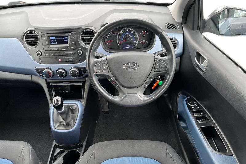 Used Hyundai i10 2014 for sale - 77435119: Photo 11