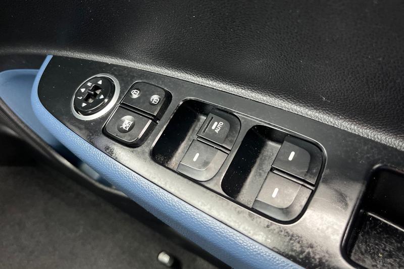 Used Hyundai i10 2014 for sale - 77435119: Photo 16