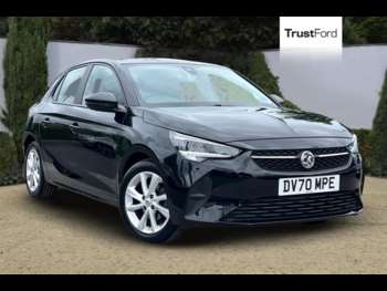 2021 - 1.2 SE Nav Premium 5dr ** Bluetooth / USB Connection ** Manual