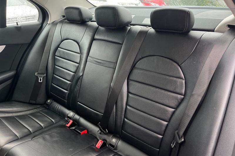 Used Mercedes-Benz C Class 2020 for sale - 76920049: Photo 20