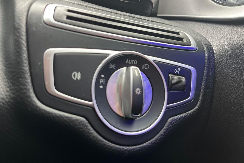 Used Mercedes-Benz C Class 2020 for sale - 76920049: Photo 24