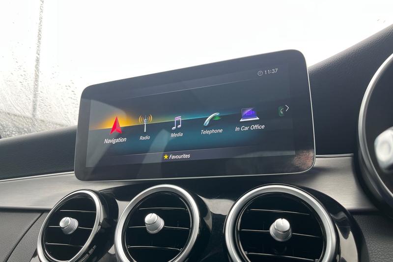 Used Mercedes-Benz C Class 2020 for sale - 76920049: Photo 31