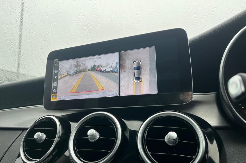 Used Mercedes-Benz C Class 2020 for sale - 76920049: Photo 32