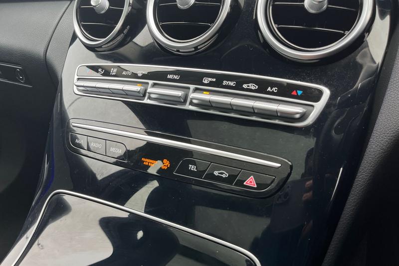 Used Mercedes-Benz C Class 2020 for sale - 76920049: Photo 33