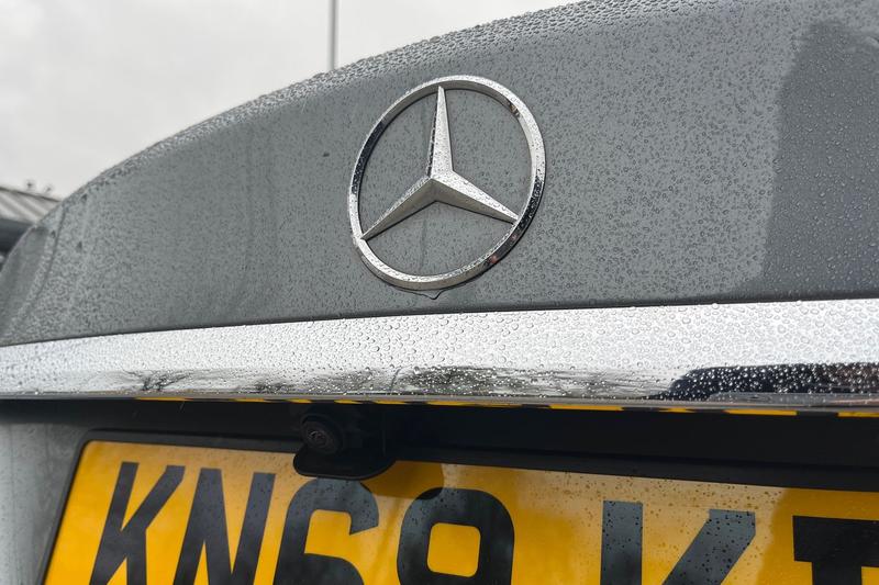 Used Mercedes-Benz C Class 2020 for sale - 76920049: Photo 40