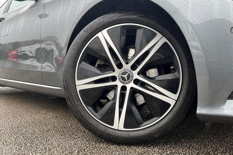 Used Mercedes-Benz C Class 2020 for sale - 76920049: Photo 8