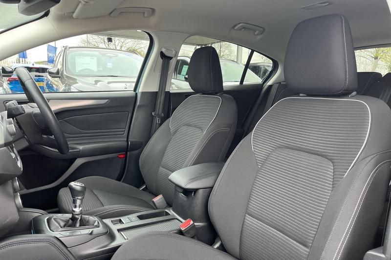 Used Ford Focus 2019 for sale - 78180395: Photo 19