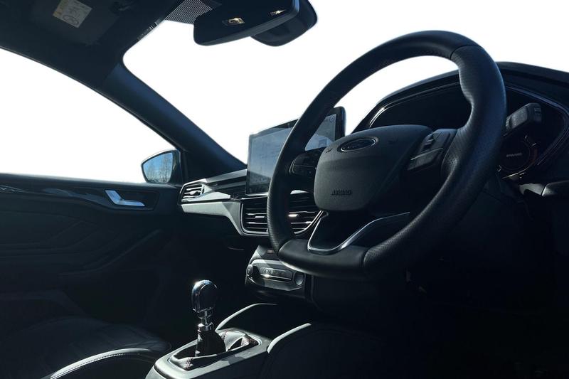 Used Ford Focus 2023 for sale - 77918656: Photo 9