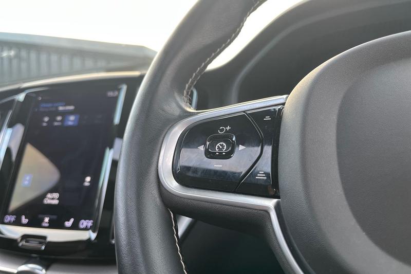 Used Volvo XC60 for sale - 77187061: Photo 35