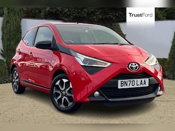 2020 - 1.0 VVT-i X-Trend TSS 5dr ** Bluetooth / USB / AUX Connection ** Manual