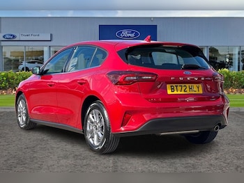 Used Ford Focus 2022 for sale - 76036233: Photo 2