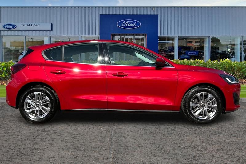 Used Ford Focus 2022 for sale - 76036233: Photo 3