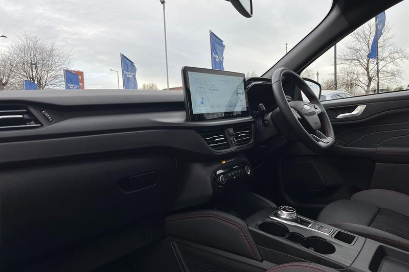 Used Ford Kuga 2025 for sale - 76835535: Photo 18