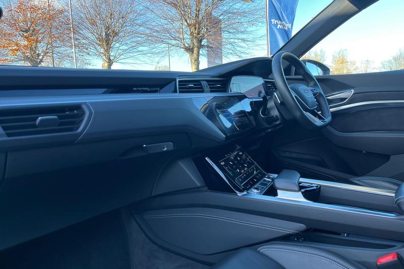 Used Audi e-tron 2021 for sale - 76782209: Photo 18