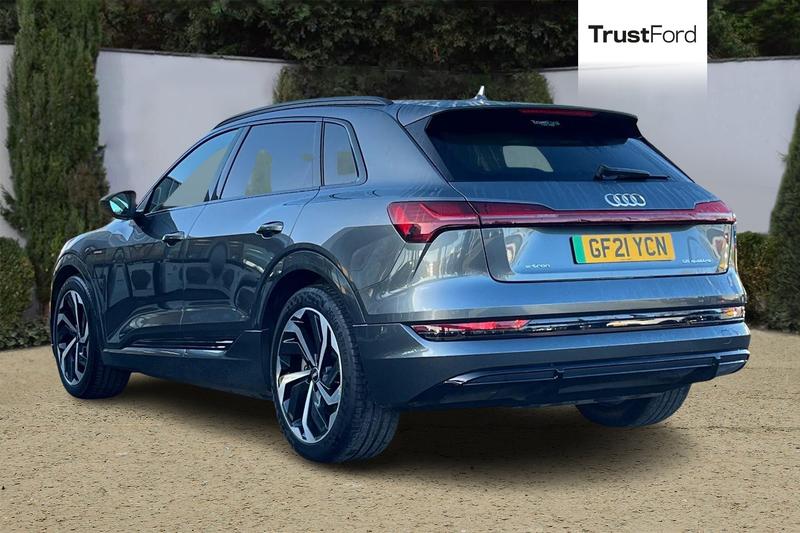 Used Audi e-tron 2021 for sale - 76782209: Photo 2