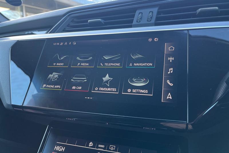 Used Audi e-tron 2021 for sale - 76782209: Photo 29