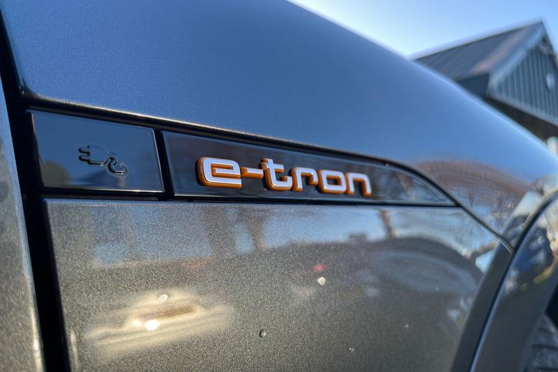 Used Audi e-tron 2021 for sale - 76782209: Photo 40