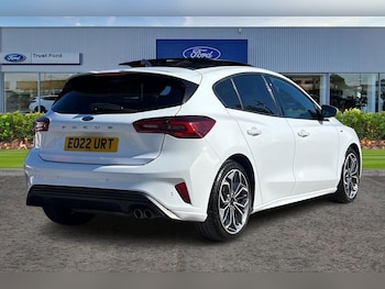 Used Ford Focus 2022 for sale - 76631387: Photo