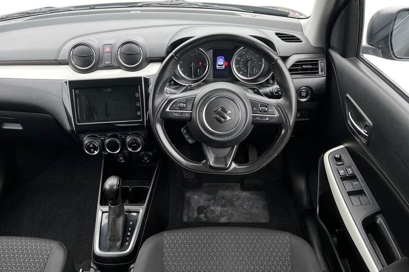 Used Suzuki Swift 2018 for sale - 77672561: Photo 11