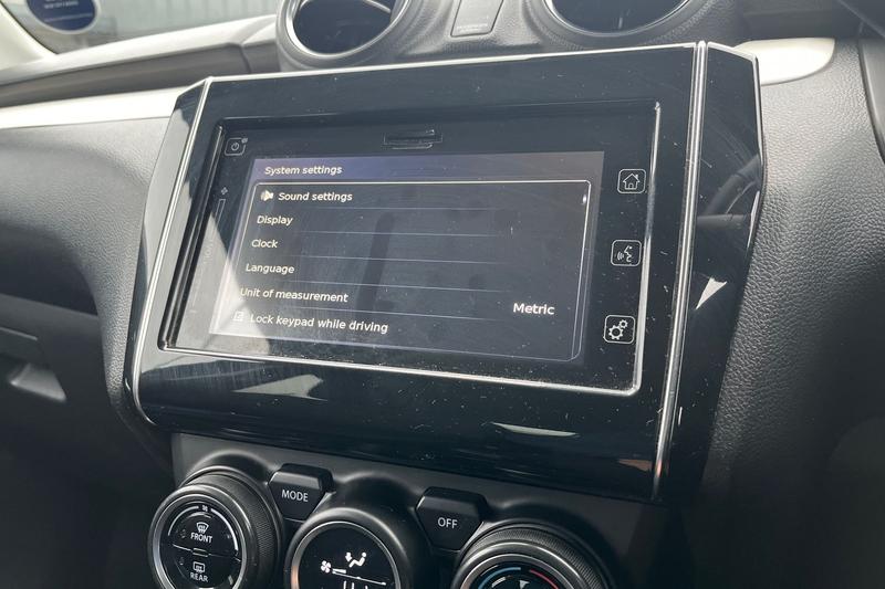 Used Suzuki Swift 2018 for sale - 77672561: Photo 30