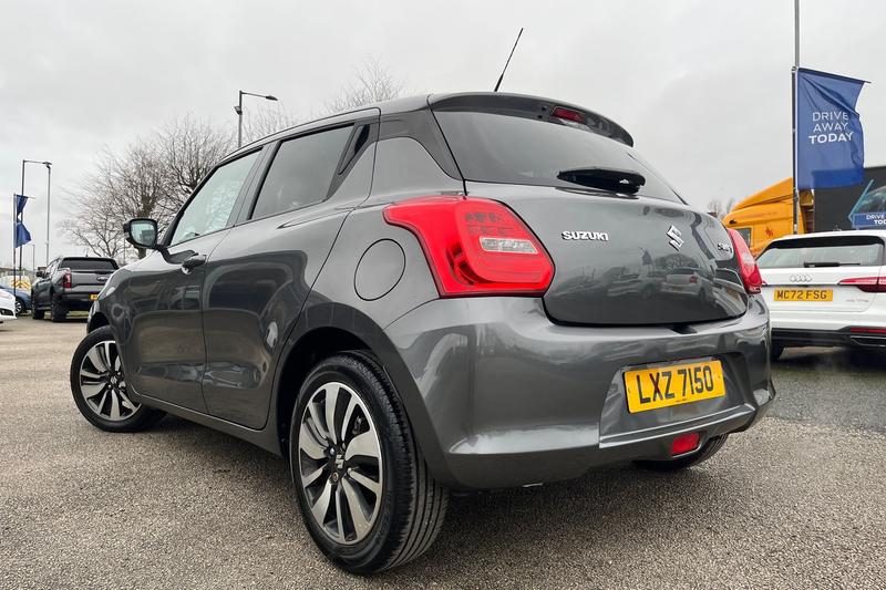 Used Suzuki Swift 2018 for sale - 77672561: Photo 38