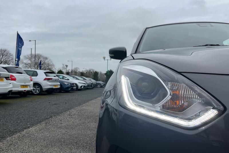 Used Suzuki Swift 2018 for sale - 77672561: Photo 40