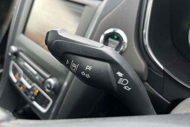 Used Ford Mondeo 2016 for sale - 76222664: Photo 14