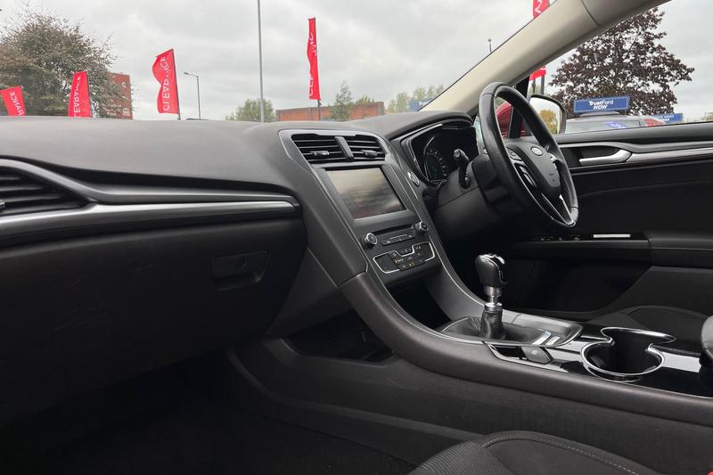 Used Ford Mondeo 2016 for sale - 76222664: Photo 18