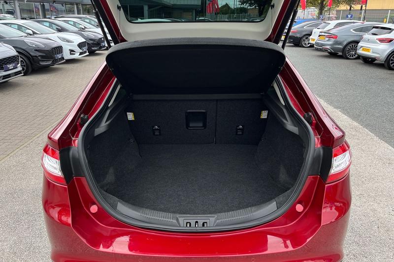 Used Ford Mondeo 2016 for sale - 76222664: Photo 21