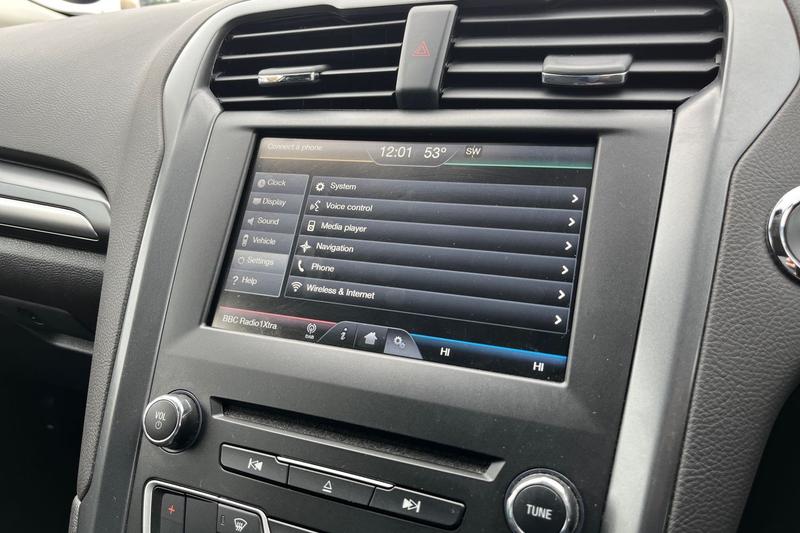 Used Ford Mondeo 2016 for sale - 76222664: Photo 30