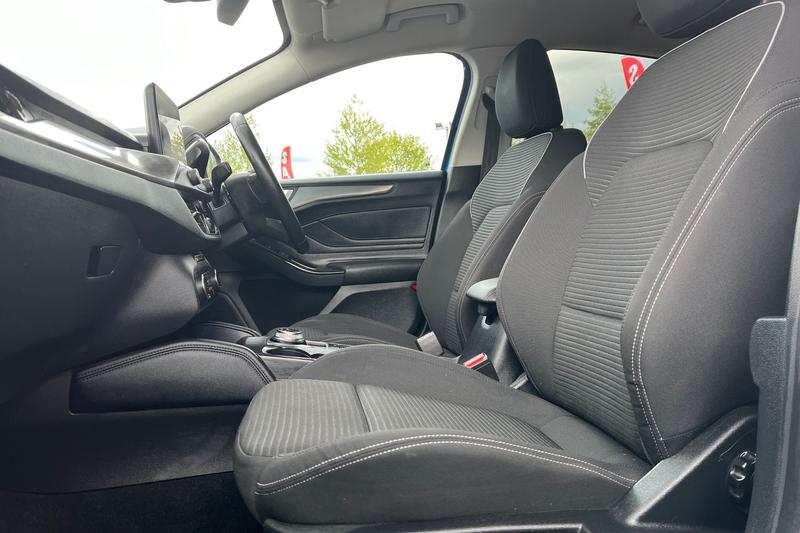 Used Ford Focus 2020 for sale - 76184370: Photo 19