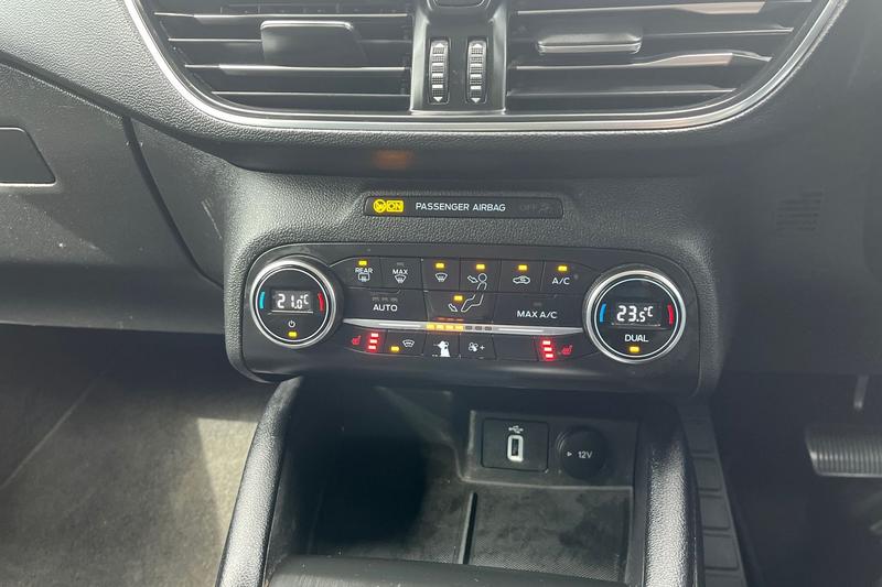Used Ford Focus 2020 for sale - 76184370: Photo 26