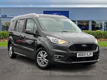 Used Ford Grand Tourneo Connect 2019 for sale - 76949174: Photo