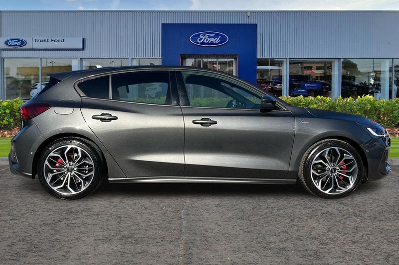 Used Ford Focus 2024 for sale - 76382117: Photo 3