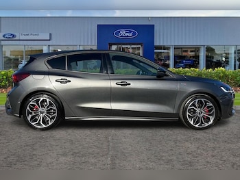 Used Ford Focus 2024 for sale - 76382117: Photo