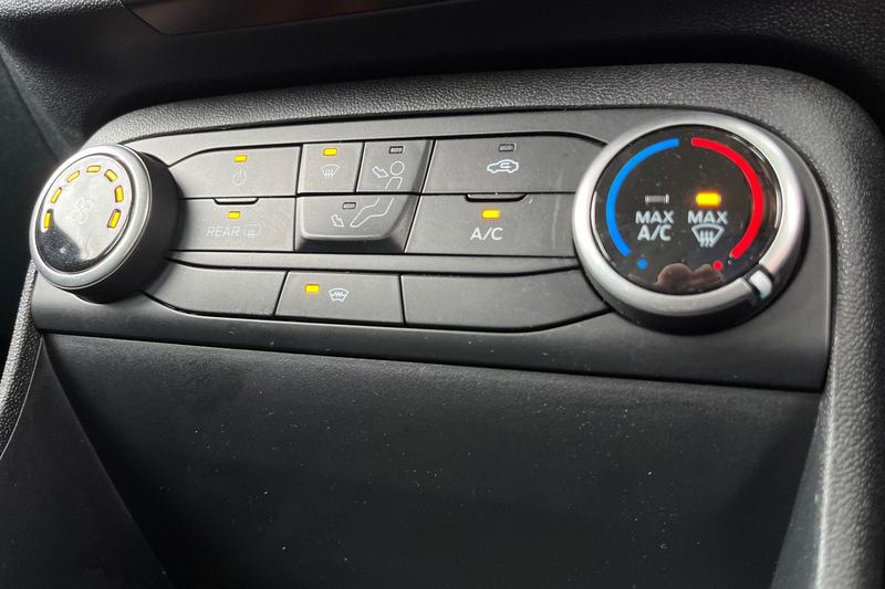 Used Ford Fiesta 2022 for sale - 78095237: Photo 32