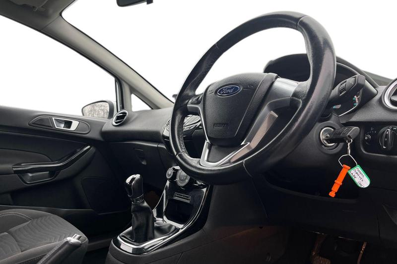 Used Ford Fiesta 2017 for sale - 77613653: Photo 9