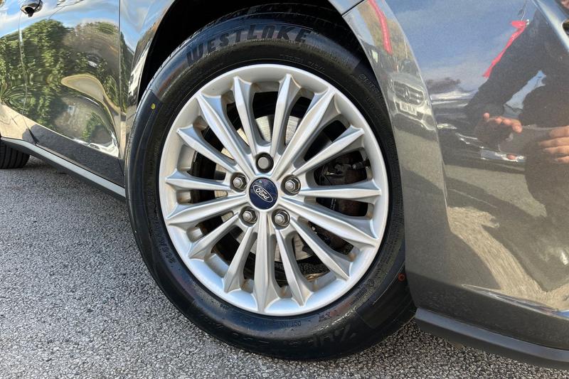 Used Ford Focus 2019 for sale - 76389608: Photo 8