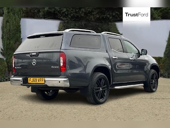 Used Mercedes-Benz X Class 2019 for sale - 77746763: Photo