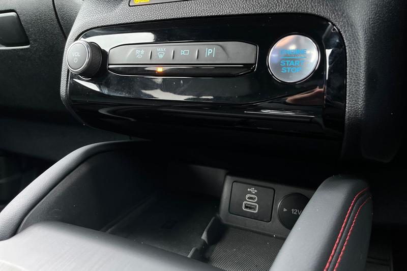 Used Ford Kuga for sale - 77529076: Photo 35