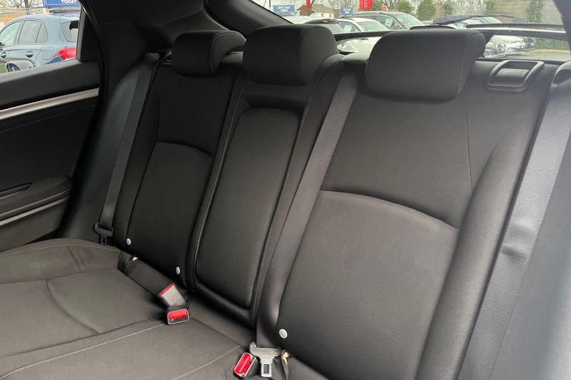 Used Honda Civic 2019 for sale - 77474760: Photo 20