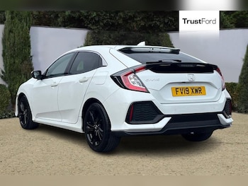 Used Honda Civic 2019 for sale - 77474760: Photo