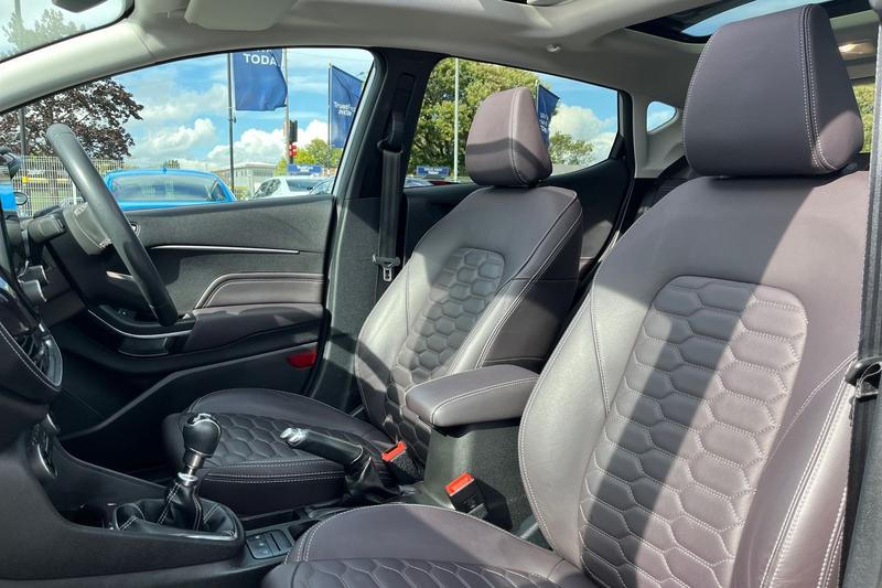 Used Ford Fiesta 2018 for sale - 76255336: Photo 19